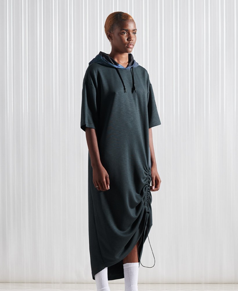 limited edition sdx traction sweat dress in donkergrijs