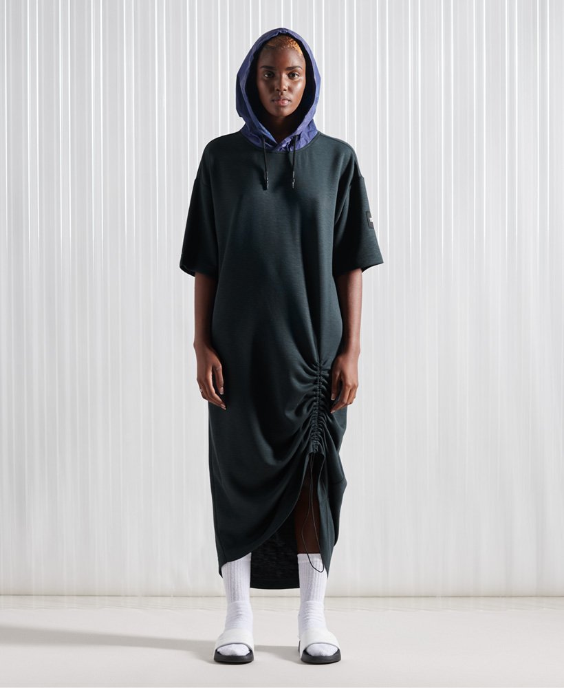 limited edition sdx traction sweat dress in donkergrijs