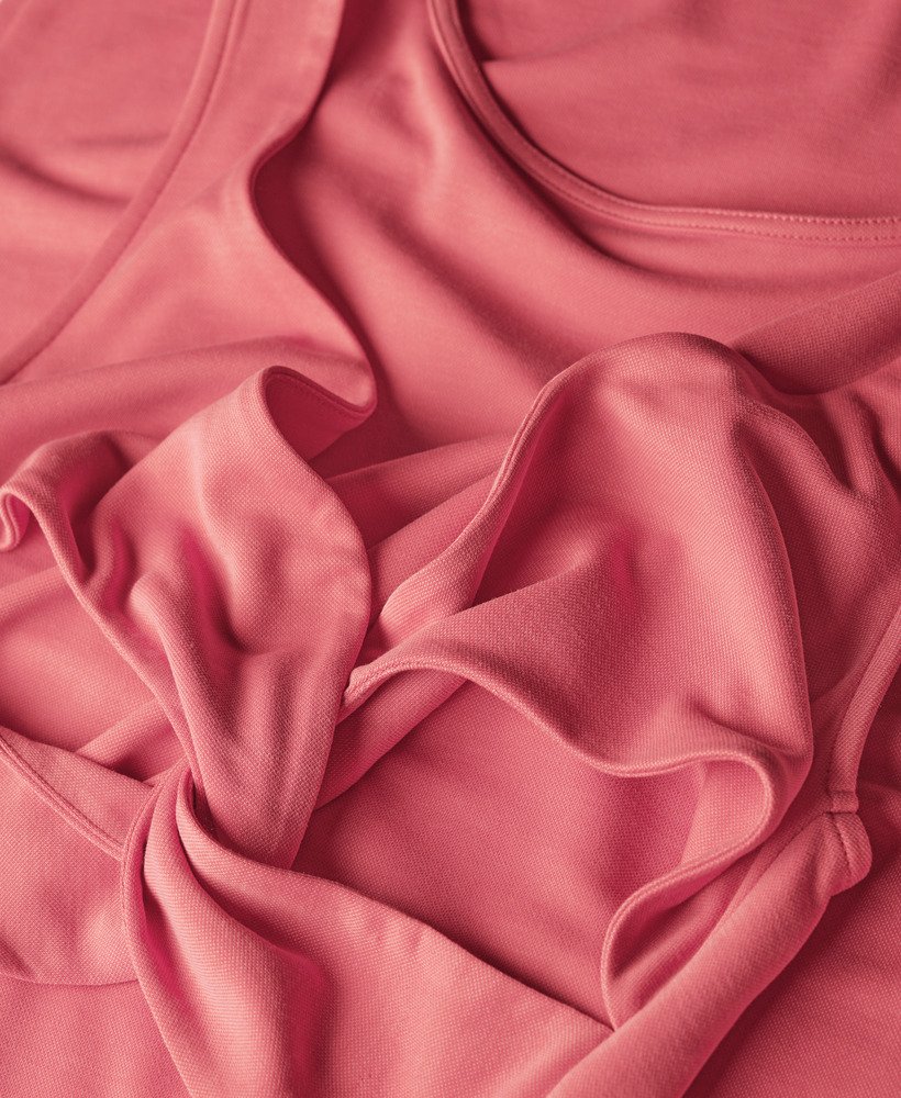 jersey midi-jurk met gedraaide rug in woestijnroze