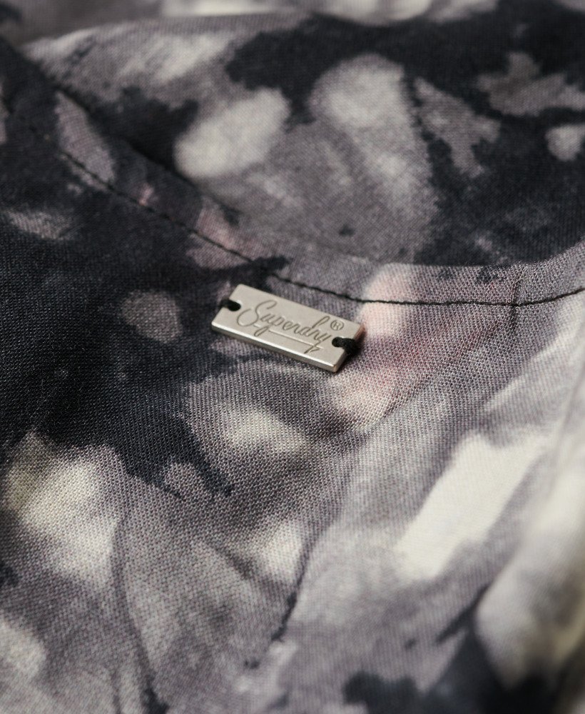 bedrukte cami-jurk met knoopsluiting in grunge tie-dye print