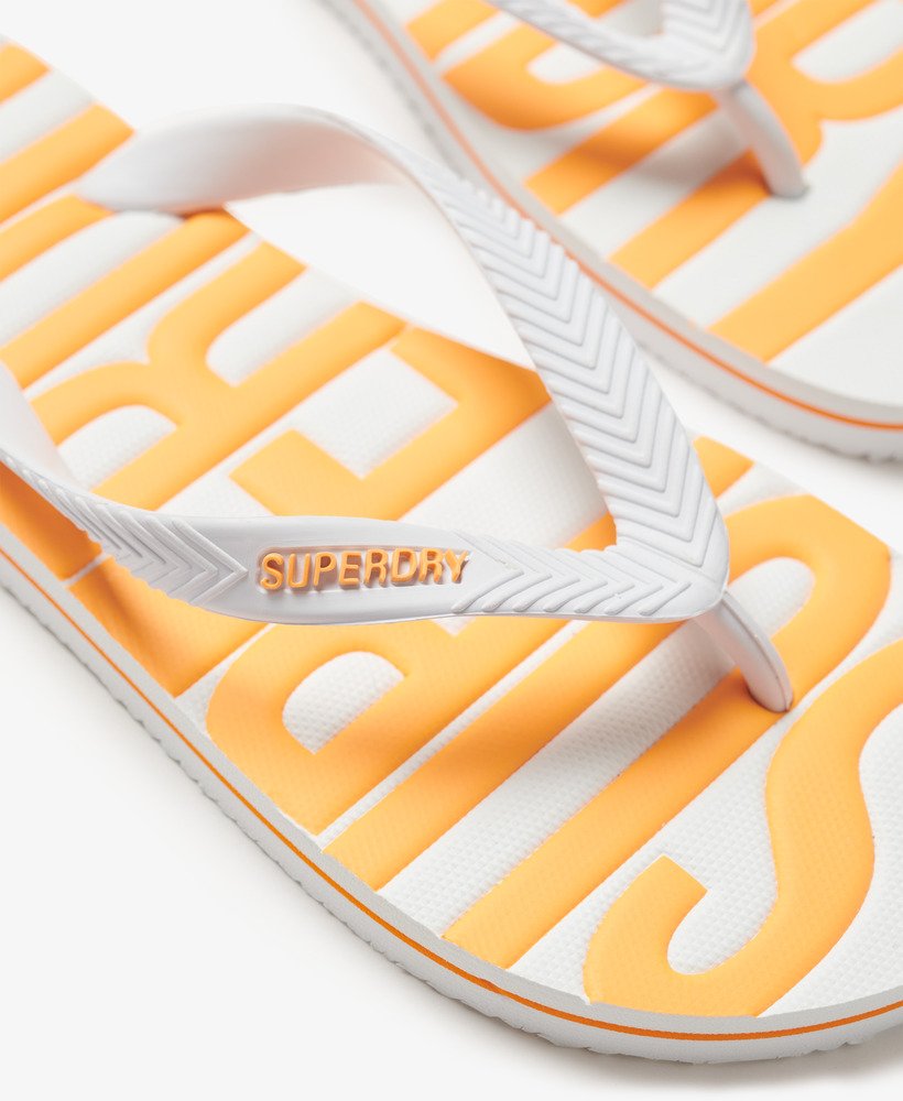 vintage teenslippers in het wit