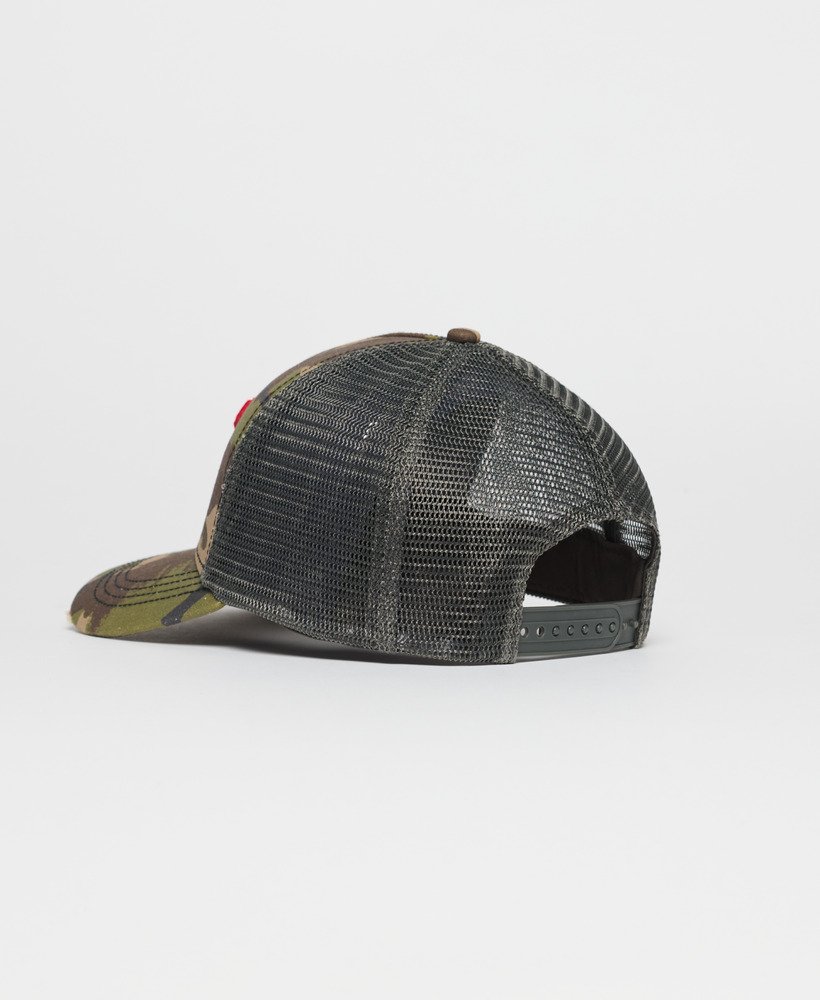 dirt road trucker cap in para camo