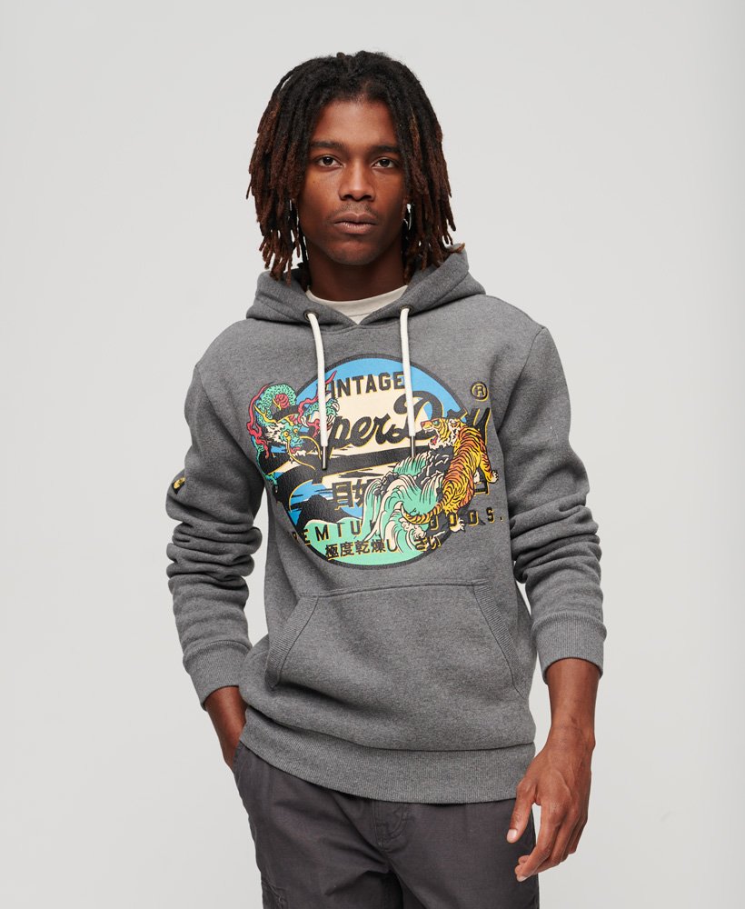 vintage japanse hoodie met logo in een rijke antracietgrijze kleur.