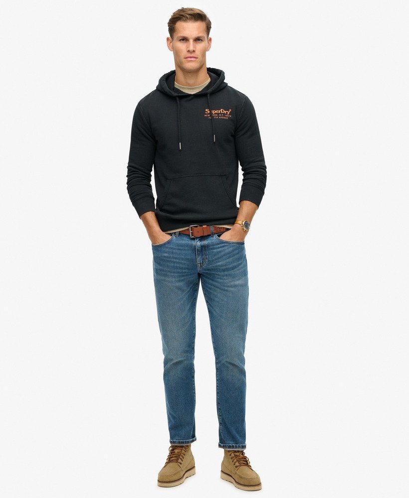 hoodie met logo van de locatie in gitzwart