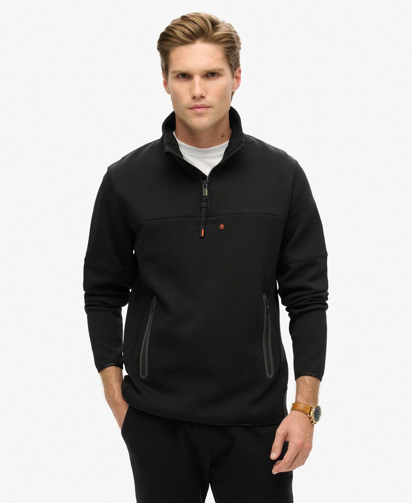 tech logo loose half zip in zwart
