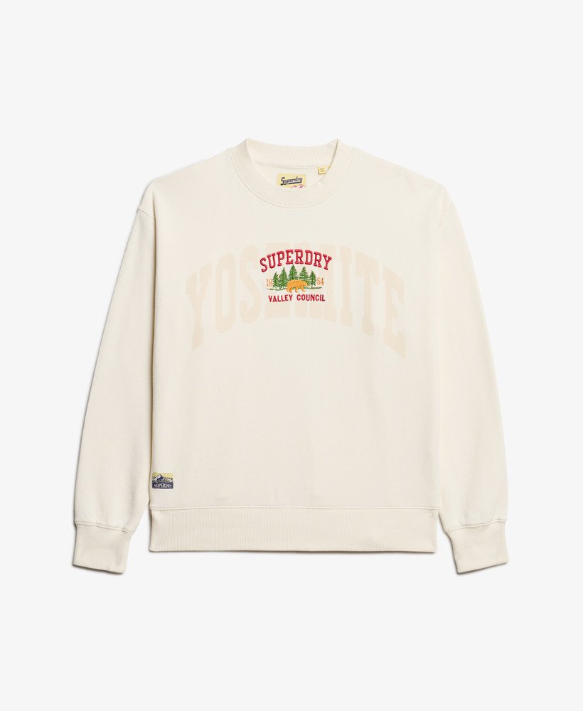 reissouvenir losvallende crewneck sweater in crème.