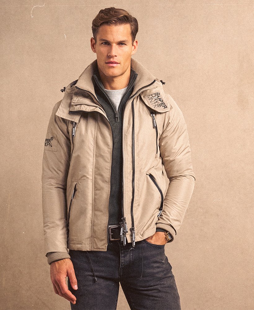 mountain sd windjack in wintergroenbeige