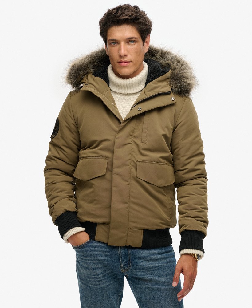 everest puffer bomberjack met capuchon in militaire olijfgroen