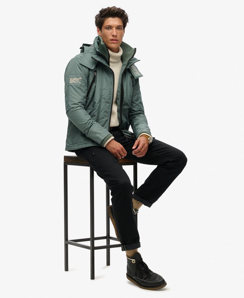 hooded mountain sd windbreaker jacket in laurel khaki