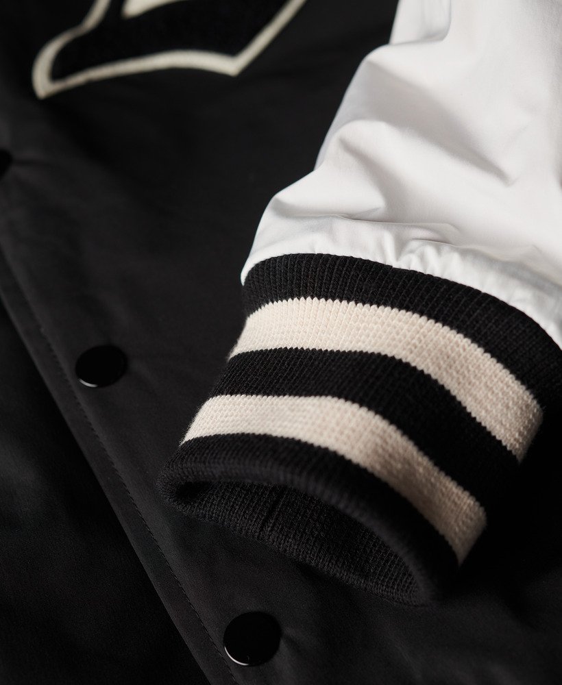 mascot varsity bomberjack in gitzwart
