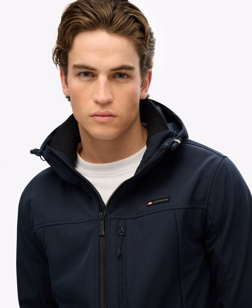 Softshell trekkersjas met capuchon