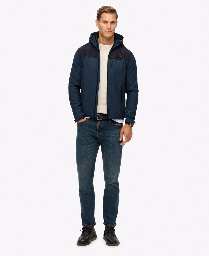 Softshell trekkersjas met capuchon