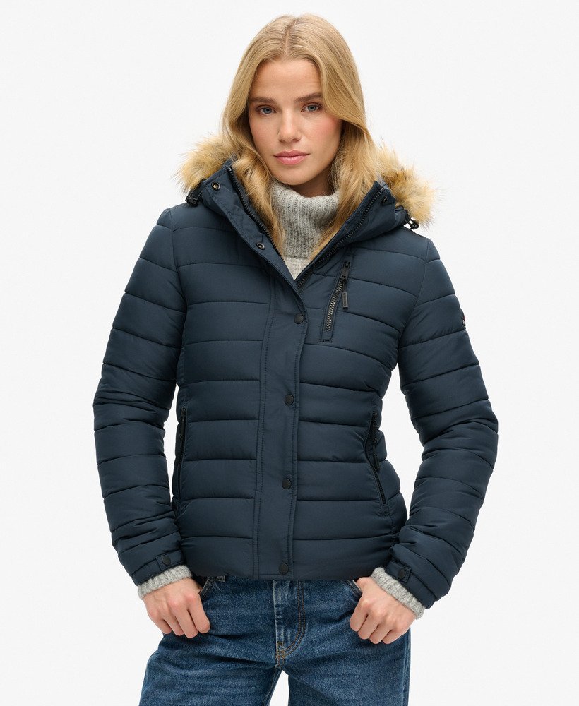 klassieke fuji-jas van imitatiebont in eclipse navy.
