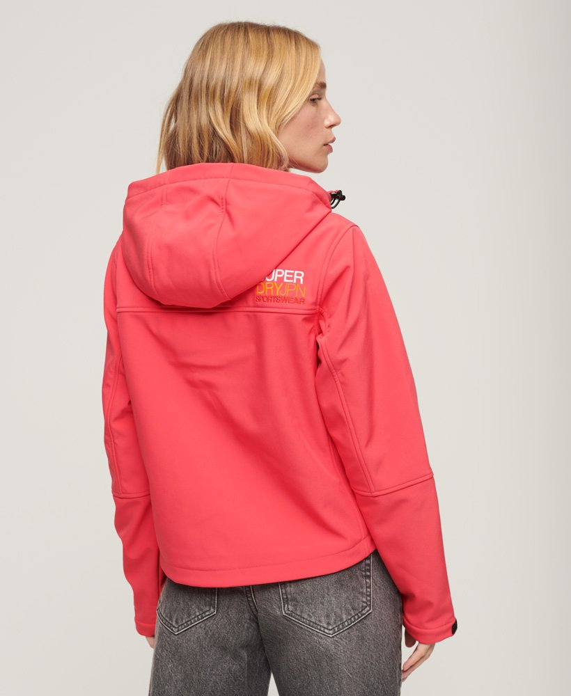 code trekker softshelljack met capuchon in active pink