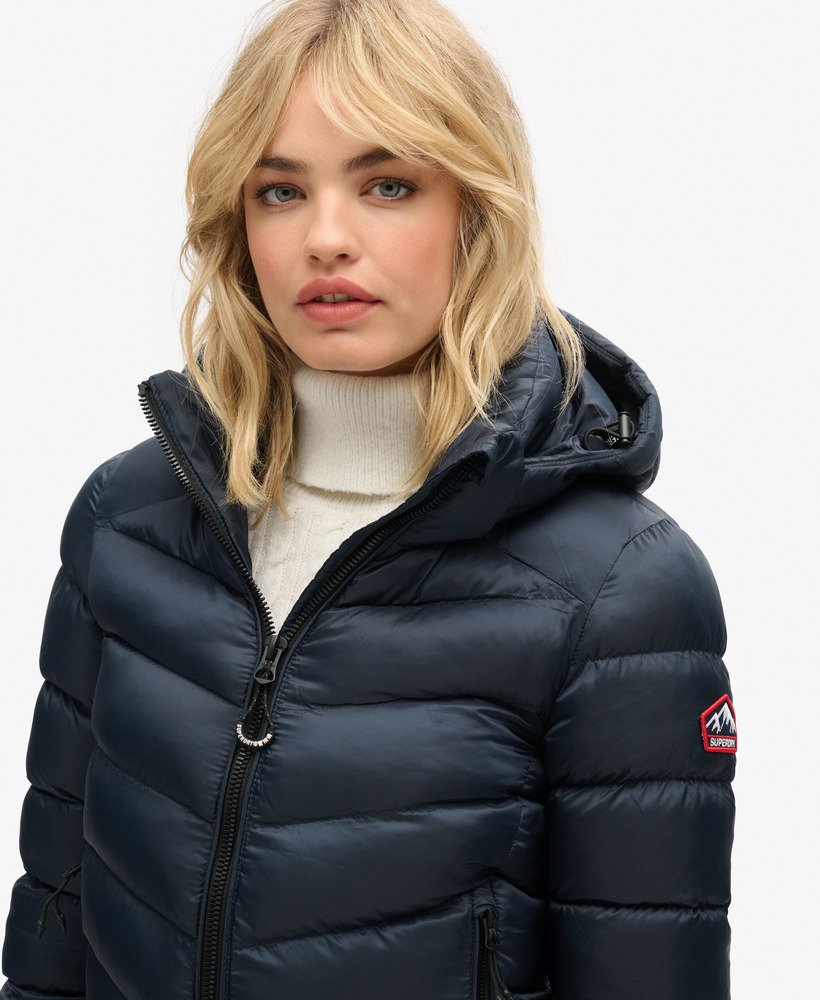 gewatteerde fuji-jas met capuchon in eclipse navy