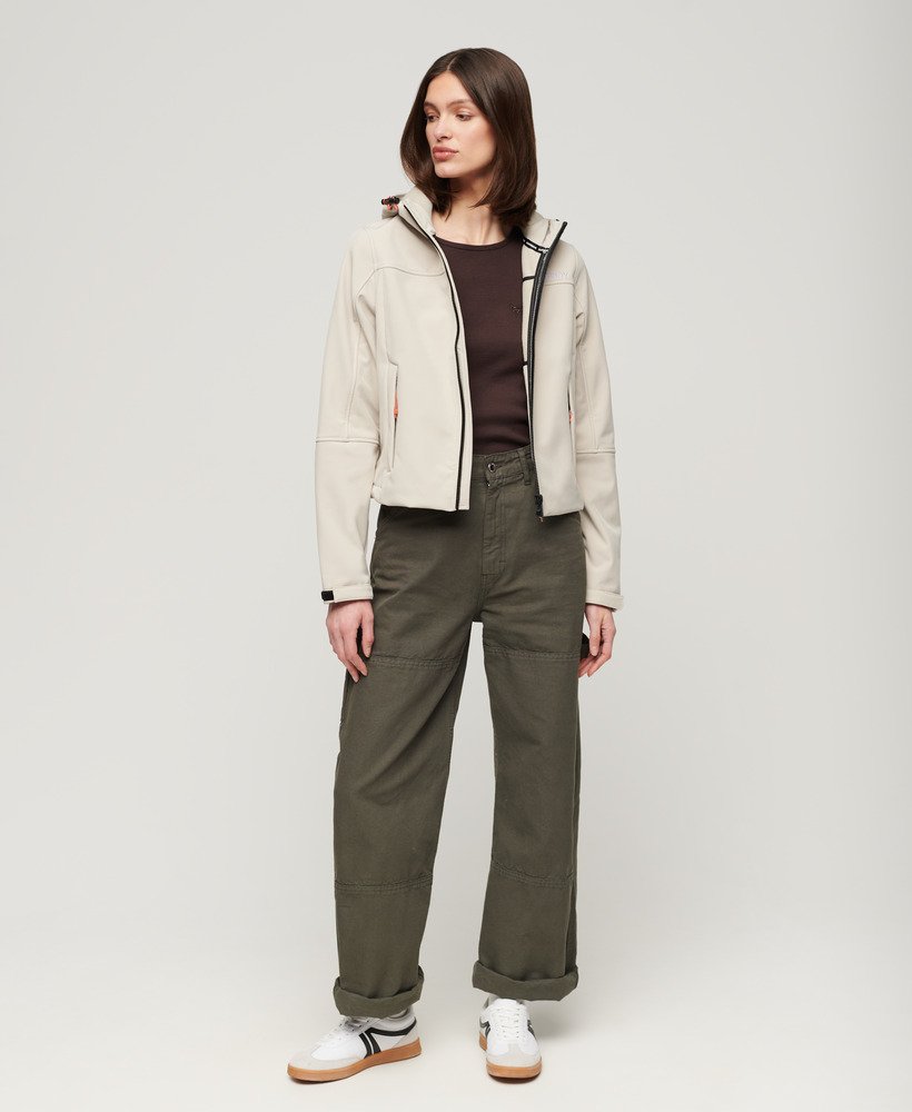 softshell trekkersjack met capuchon in chateau gray