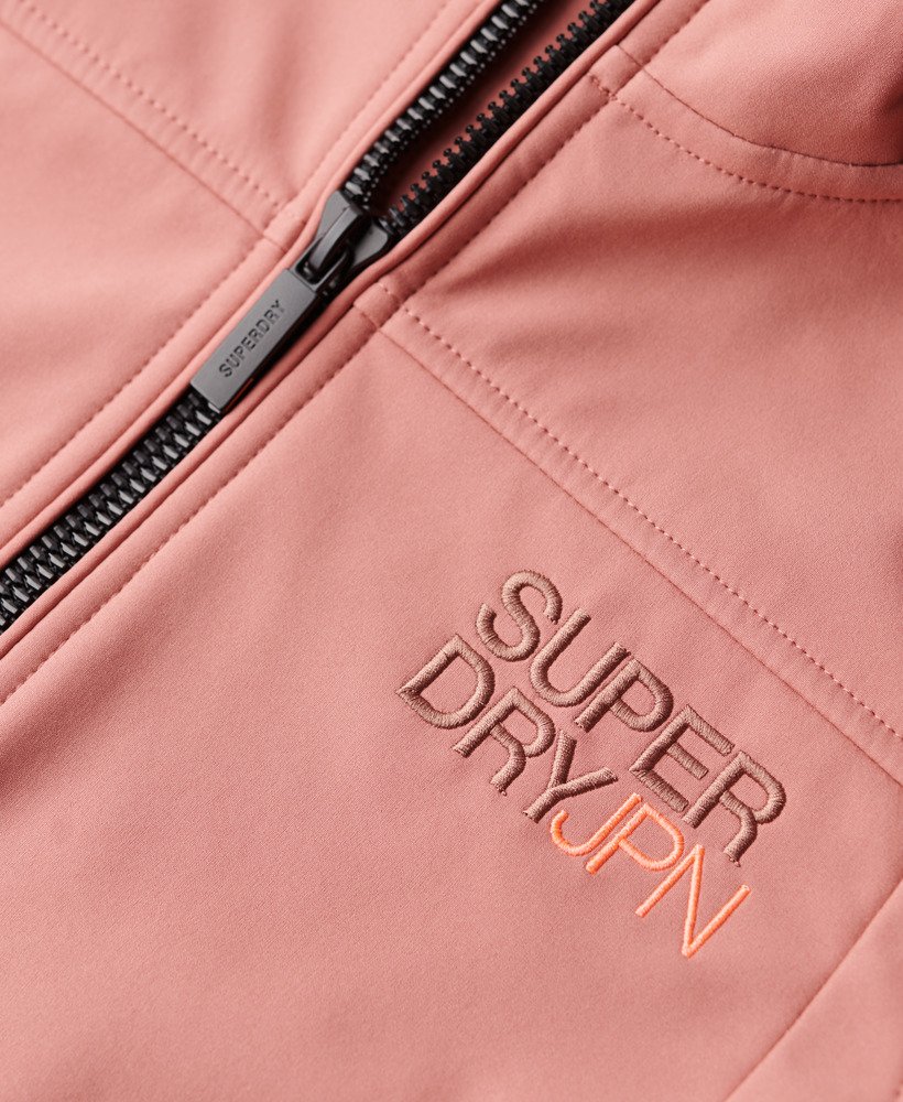 hooded soft shell trekker jacket in withered rose