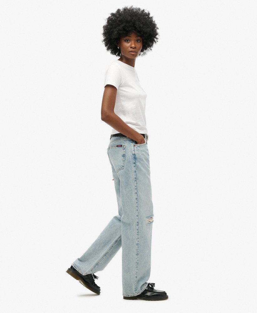 mid-rise wide leg jeans in vintage lentestijl op maat gemaakt.