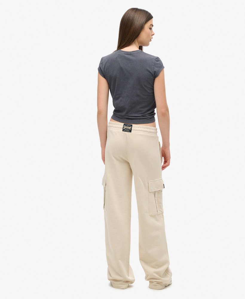 athletic essentials vintage wide cargo jogger in ecru