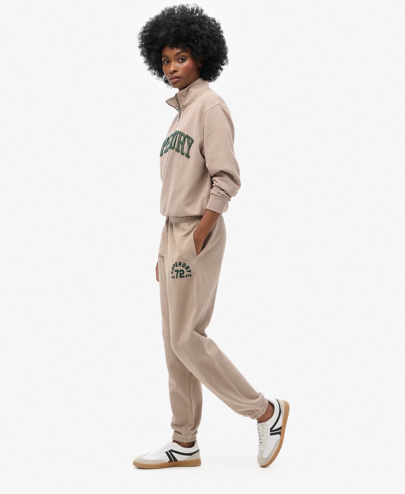athletic essentials boyfriend jogger in cobblestone grey