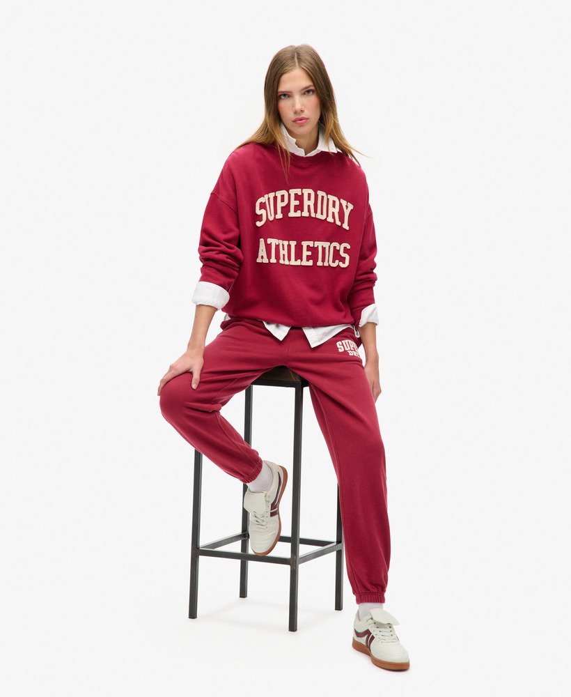 athletic essentials boyfriend jogger in bordeauxrood