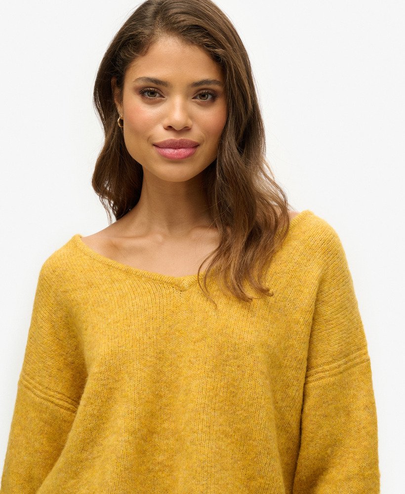 oversized v-hals trui in goudgele twist