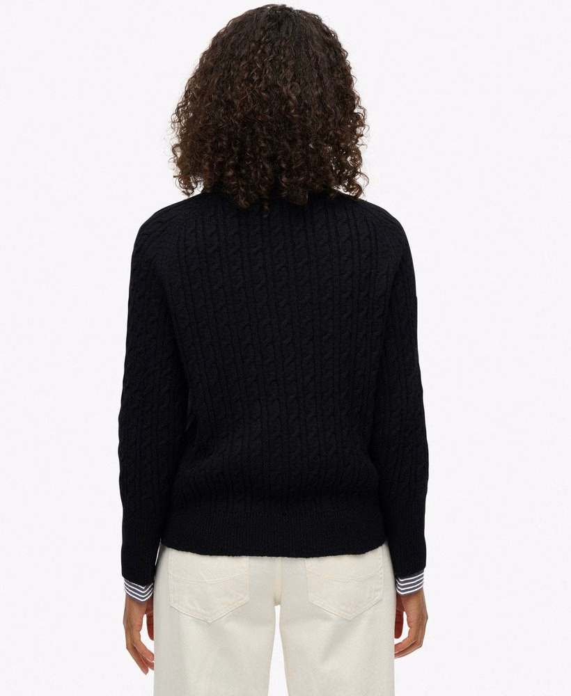 Geborstelde kabelgebreide Henley-trui
