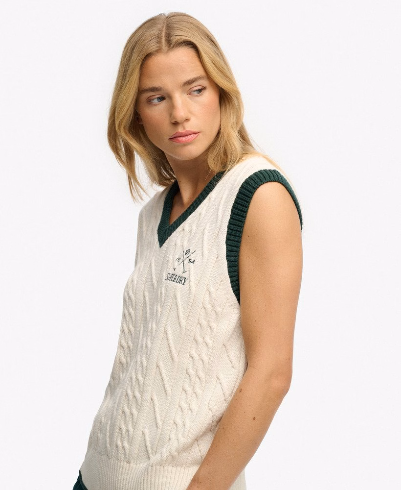 Gebreide tanktop in erfgoedstijl