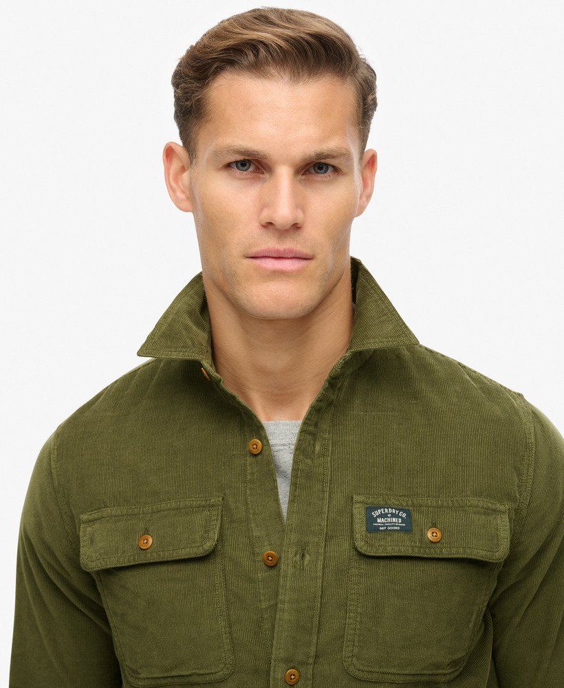 trailsman relaxed fit corduroy overhemd in donker mosgroen