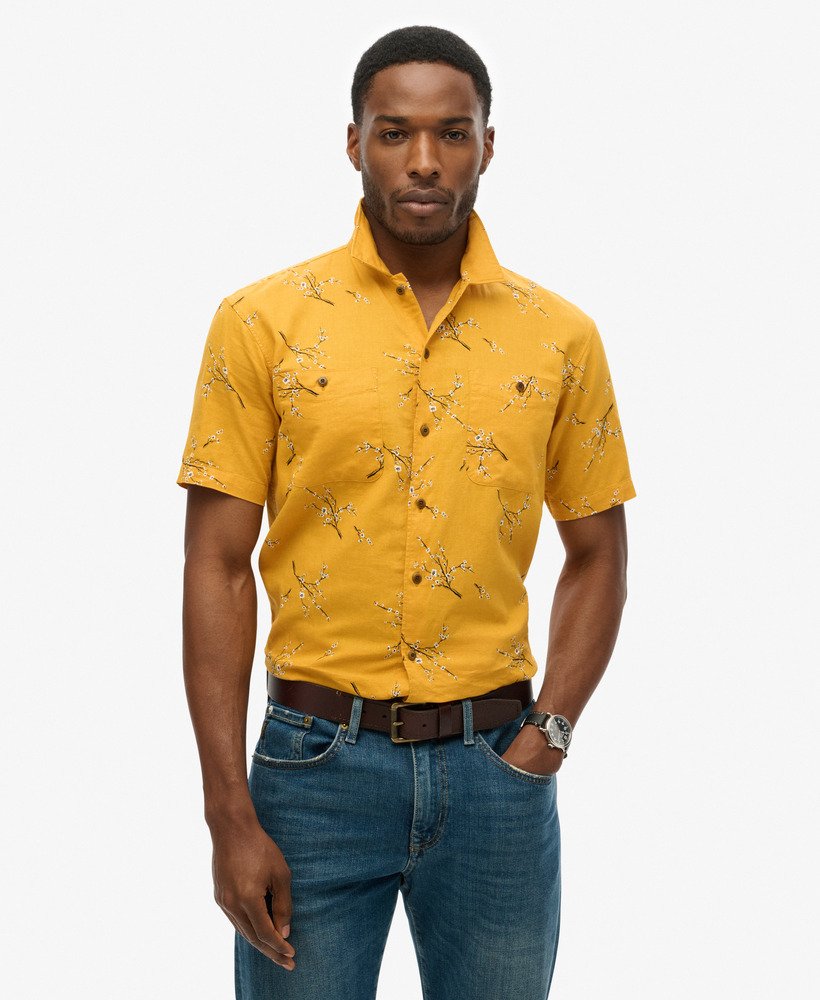 strandshirt met korte mouwen in gouden bloesem.