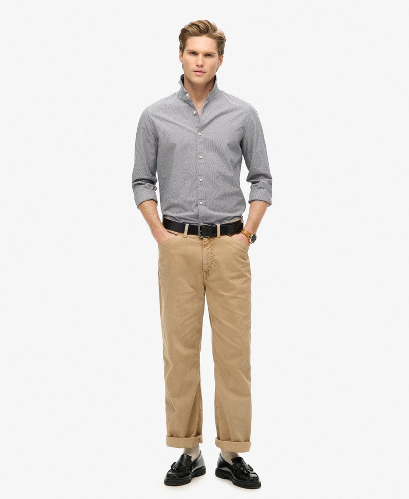 casual overhemd met lange mouwen in de donkerste marineblauwe kleur.