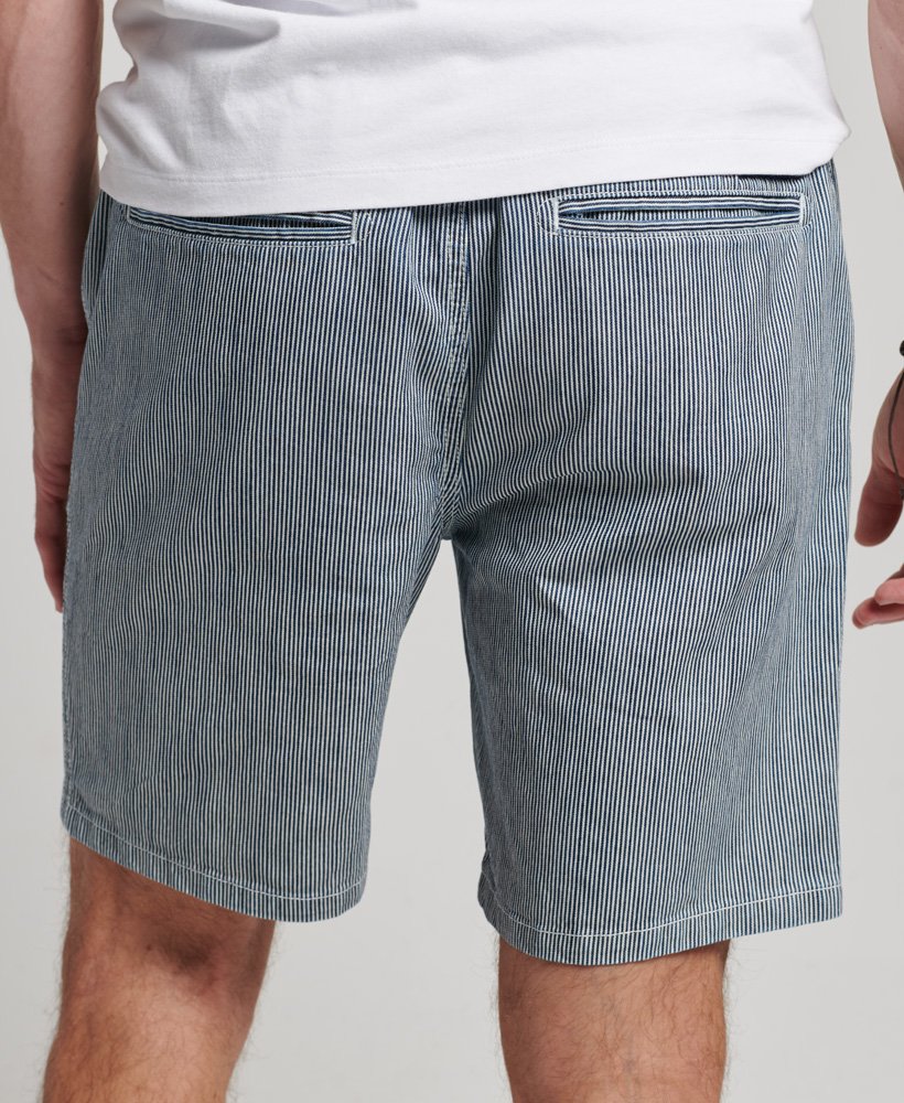 overgeverfde shorts met blauwe strepen