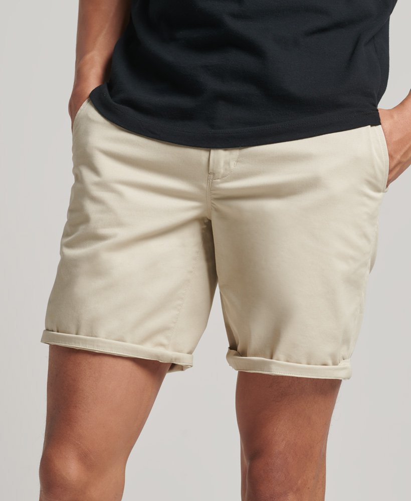 slim stretch chino shorts in pelikaanbeige
