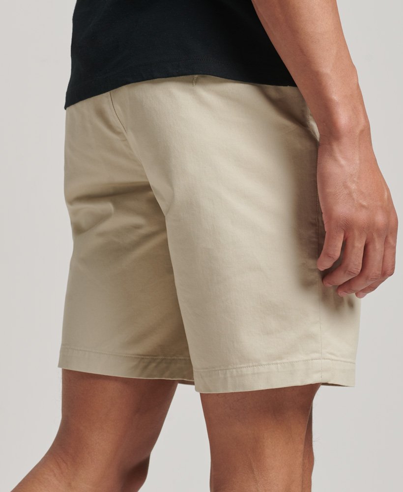 slim stretch chino shorts in pelikaanbeige