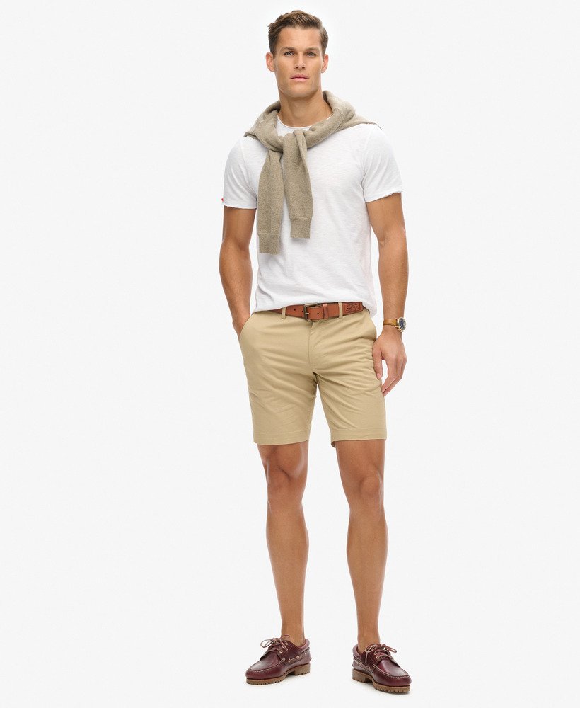 stretch chino shorts in shaker beige