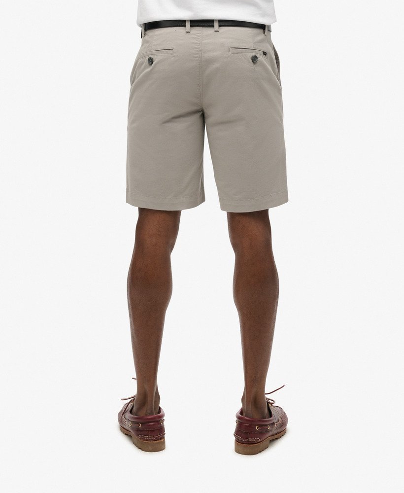 stretch chino shorts in duifgrijs