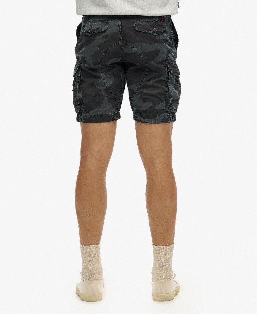 parachute light shorts in telo black camo