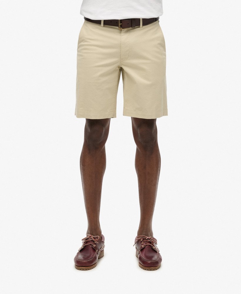 stretch chino shorts in pelikaanbeige