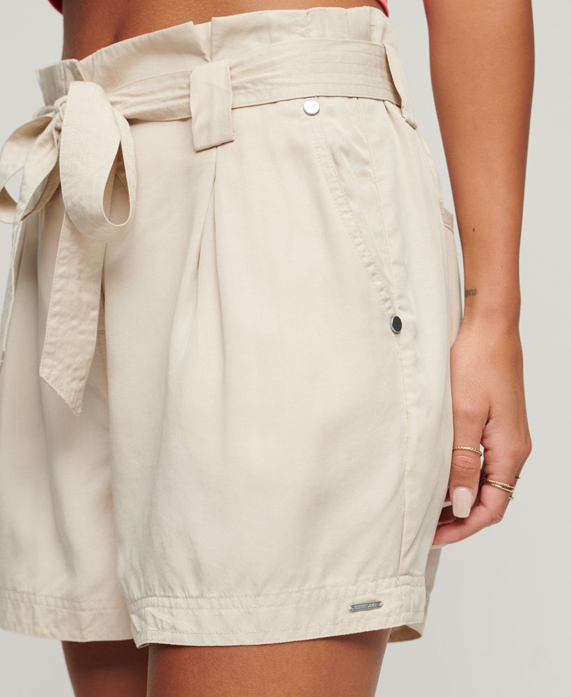 desert paperbag shorts in haverzemelen