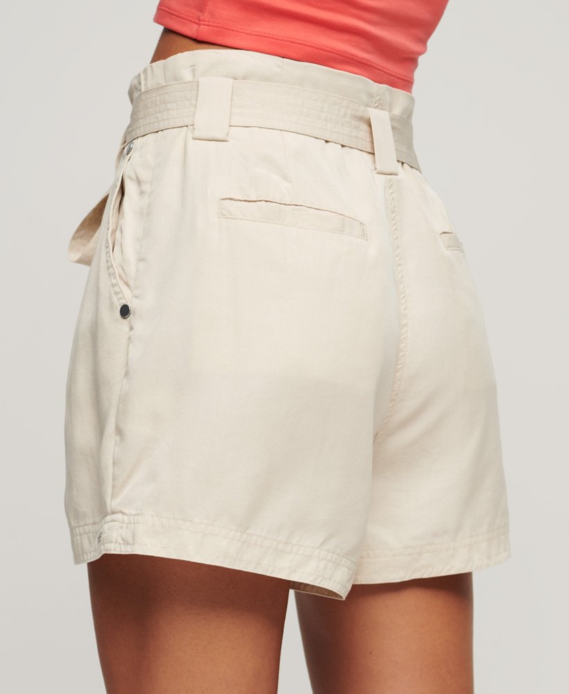 desert paperbag shorts in haverzemelen