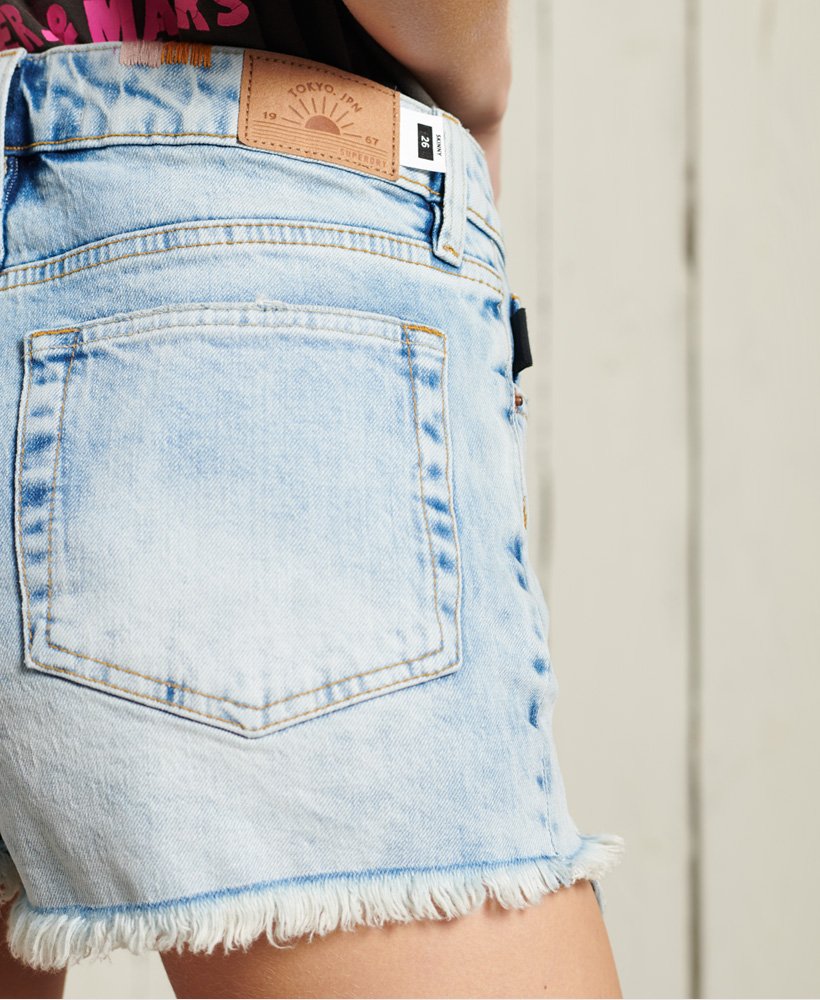 nauwe sexy shorts met borduurwerk en reparatie.