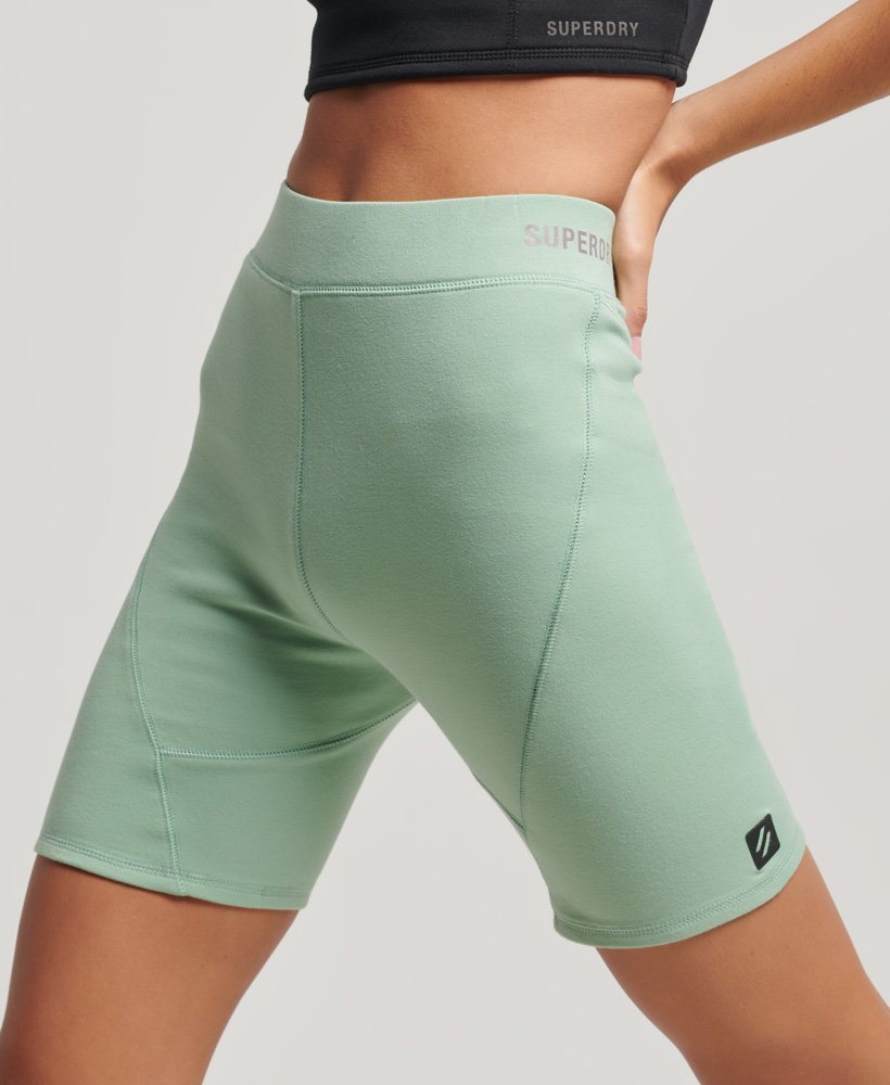 tech cycling shorts in granietgroen
