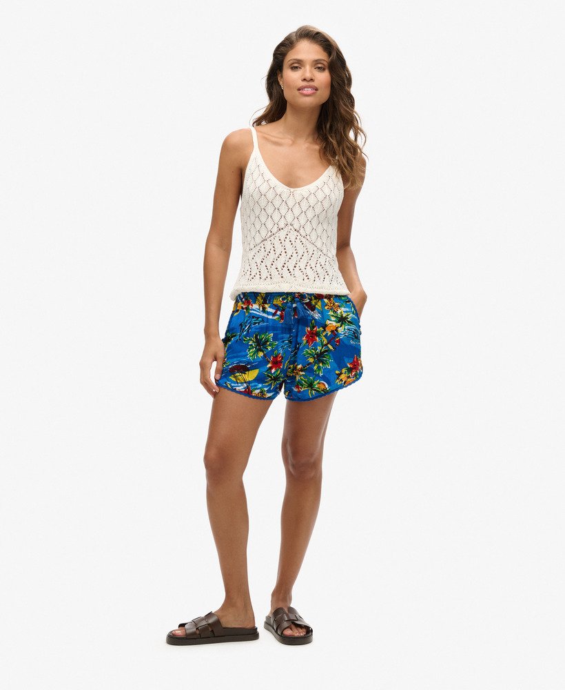 strandshorts in blue dolphin ocean