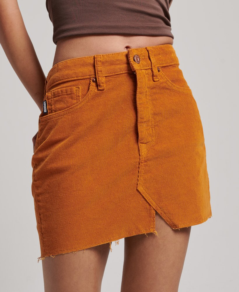 vintage corduroy minirok in pompoenkruidbruin