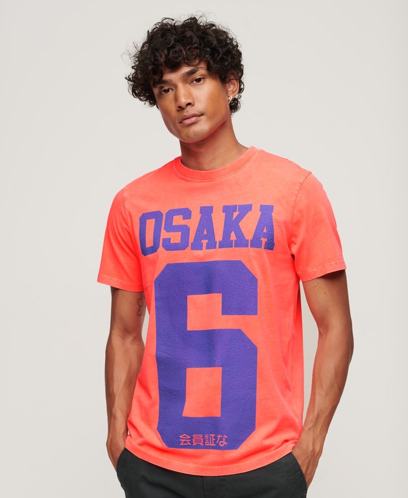 osaka neon graphic t-shirt in neon roze