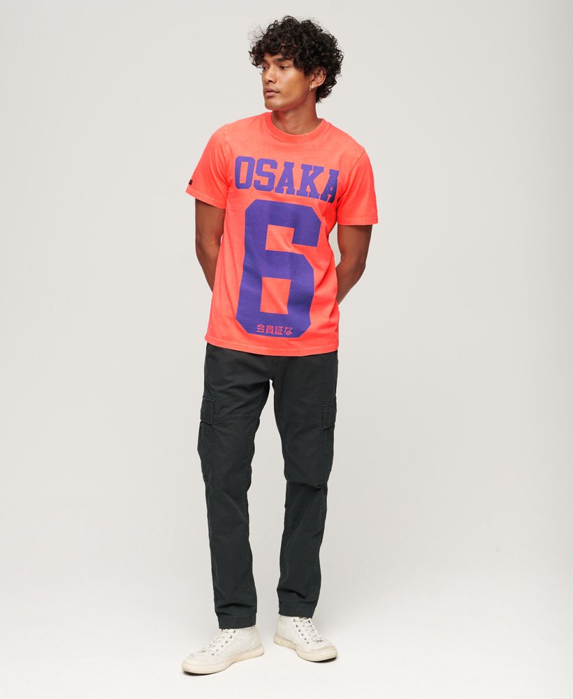 osaka neon graphic t-shirt in neon roze