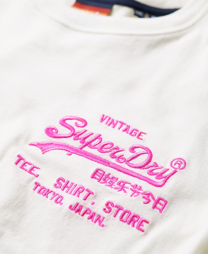 neon vintage logo t-shirt in ecru