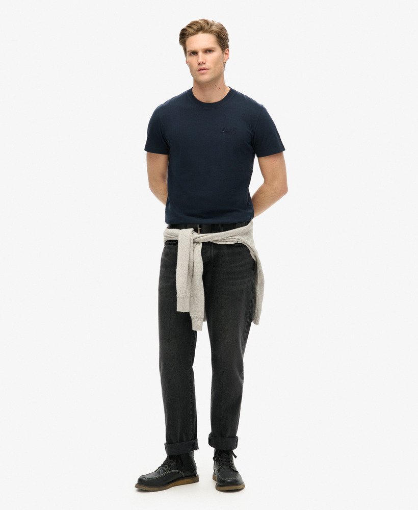t-shirt met essential-logo van biologisch katoen in eclipse navy.