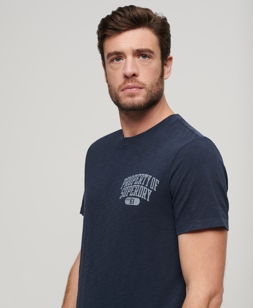grafisch t-shirt van athletic college in eclipse navy slub