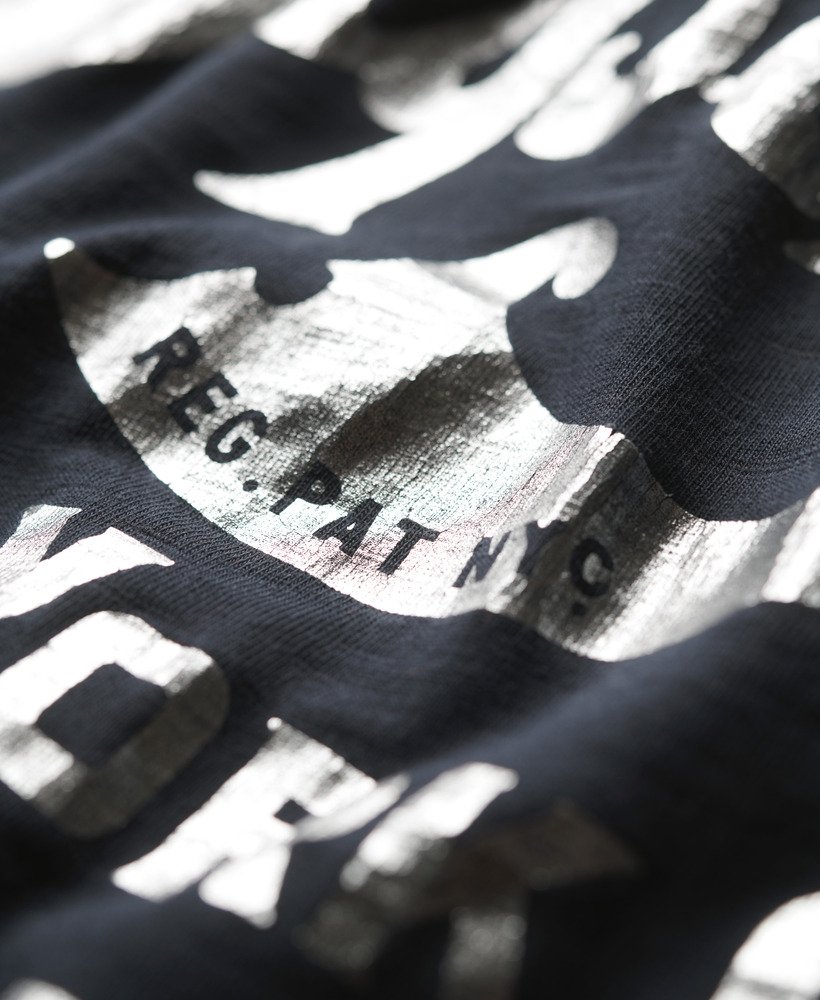 metallic workwear graphic t-shirt in eclipse navy slub